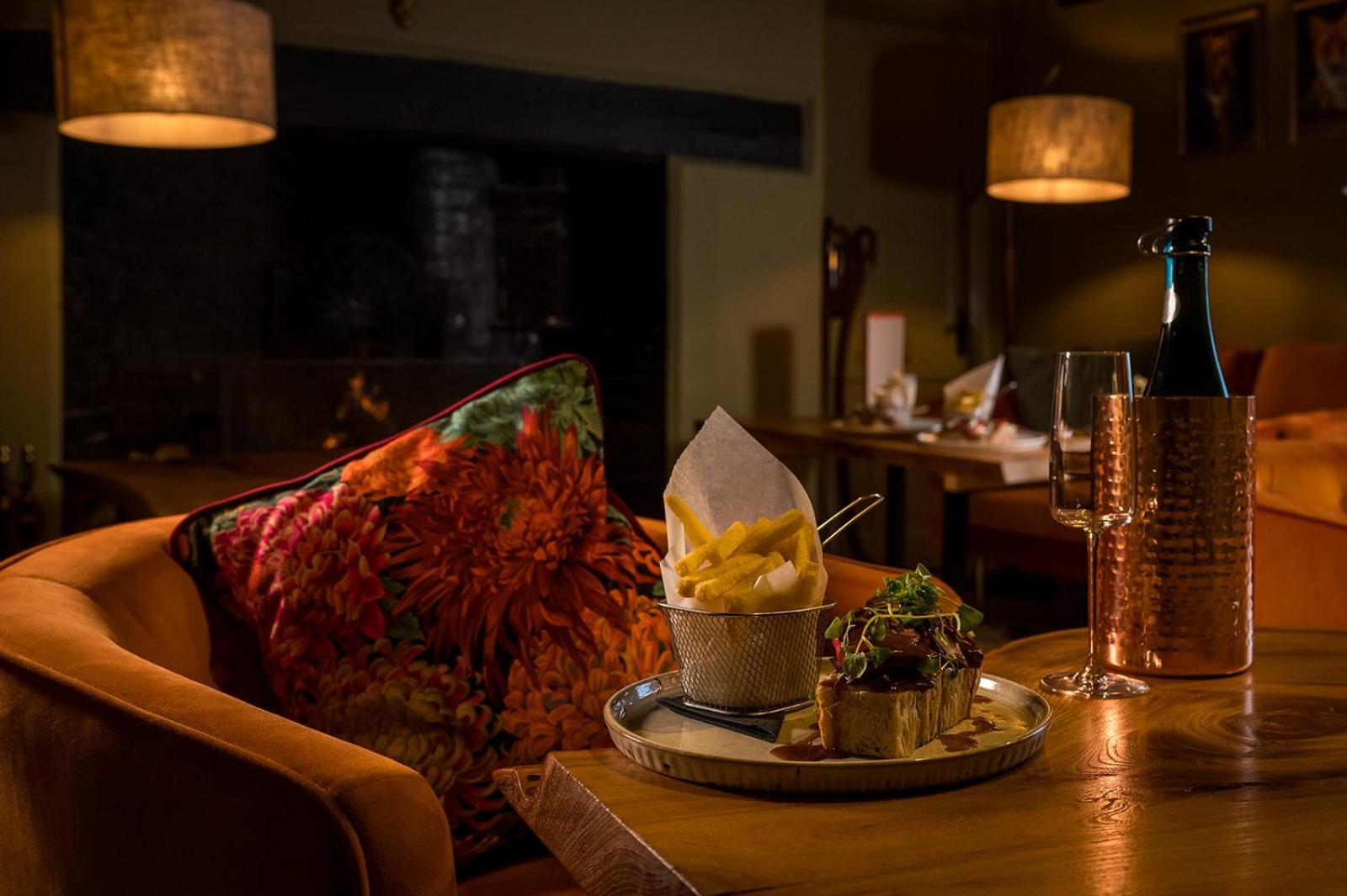 Tottington Manor Hotel Henfield Kültér fotó